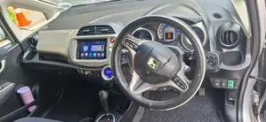 Honda Fit Hybrid 2011