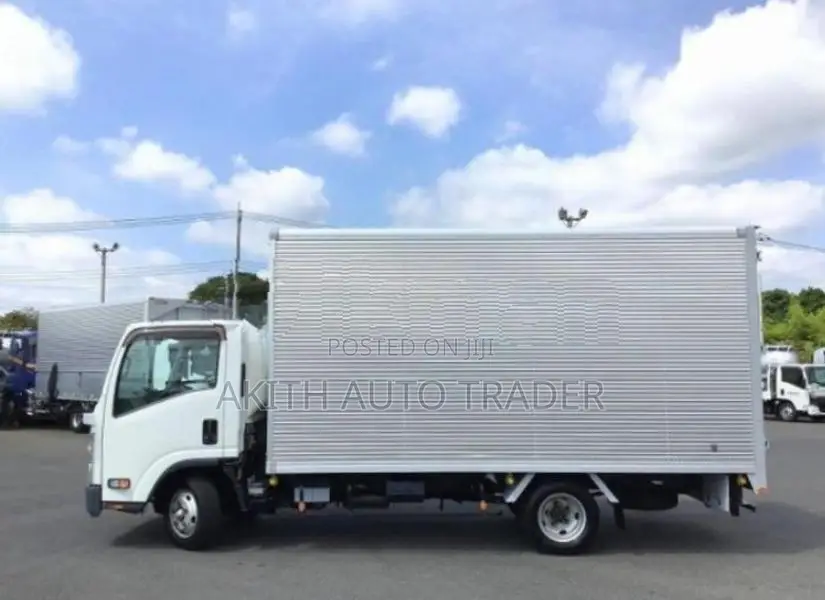 Isuzu Elf 2RG 14 2021