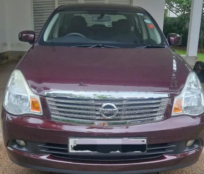 Nissan Bluebird 2011