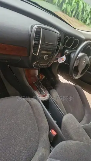 Nissan Bluebird 2011
