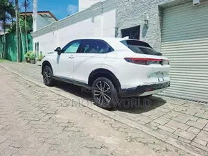Honda Vezel Z PREMIUM 10SP 4WAY 2026