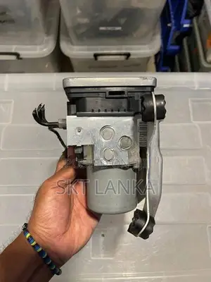 Genuine BMW 530e 2019 Brake ABS Pump