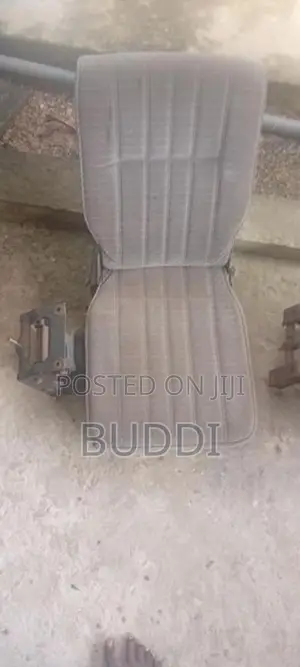 po5 l300