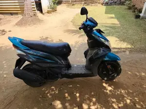 Yamaha Ray 2017