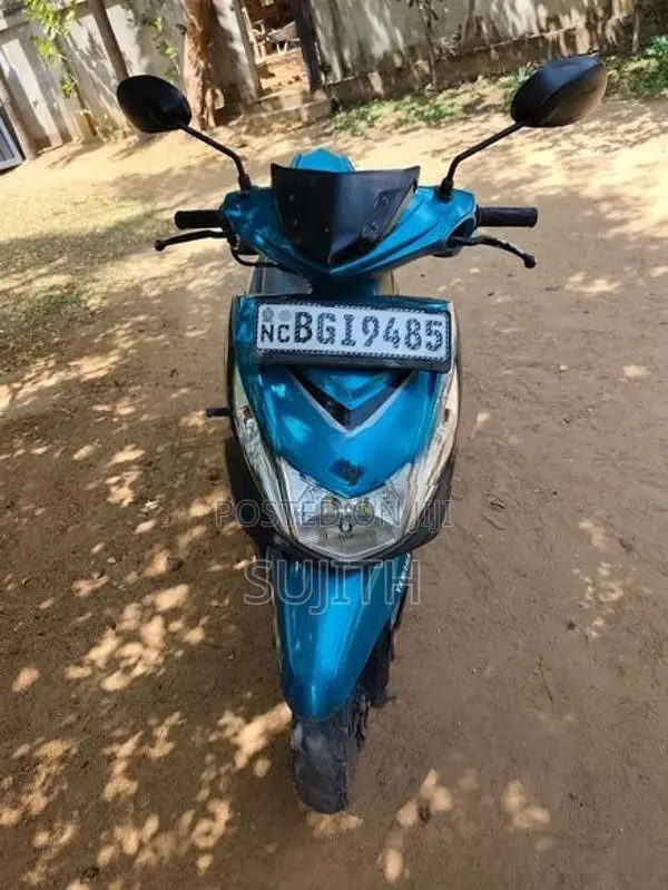 Yamaha Ray 2017