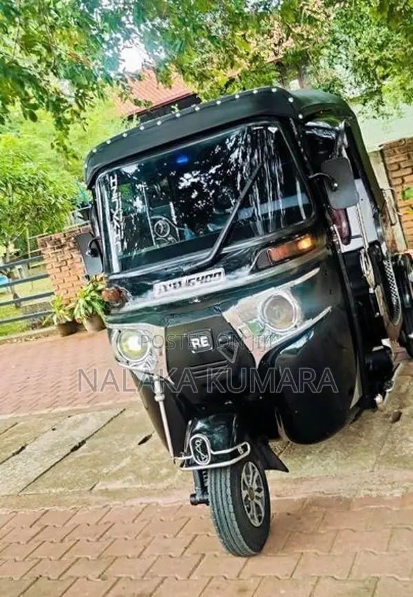 Bajaj RE 2014