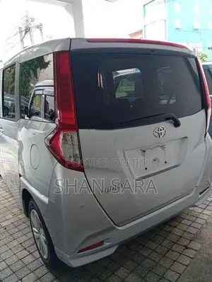 Toyota Roomy X Grade 2024