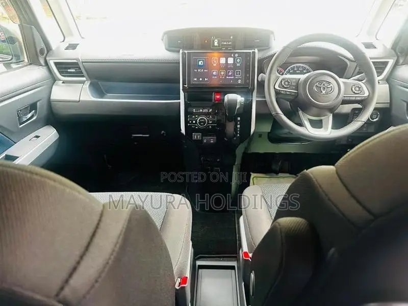 Toyota Roomy G Custom 2025