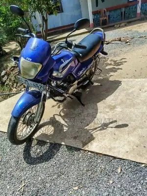 TVS Centra 2004