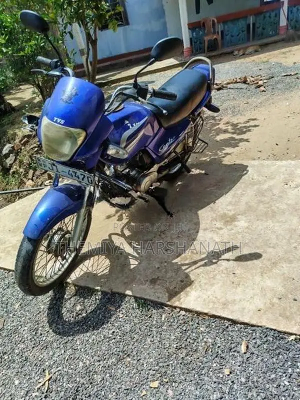 TVS Centra 2004