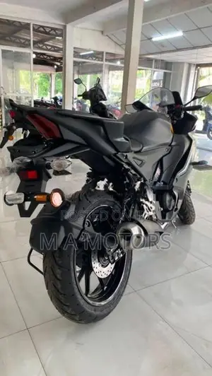Yamaha R15 V4 2026
