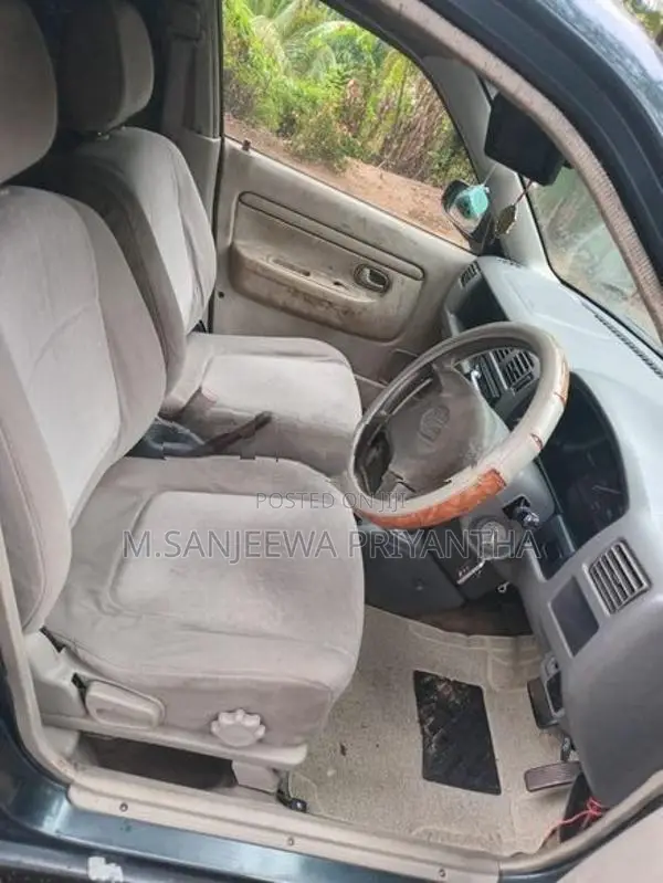 Mazda Demio 1999