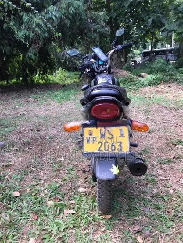 Bajaj Platina 125 2011