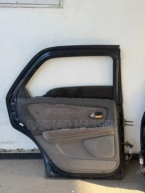 Toyota Cresta GX100/JZX100 Doors