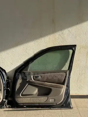 Toyota Cresta GX100/JZX100 Doors