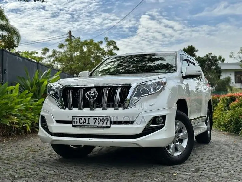 Toyota Land Cruiser Prado Highest spec 2014