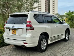 Toyota Land Cruiser Prado Highest spec 2014