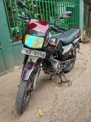 TVS Victor 2005