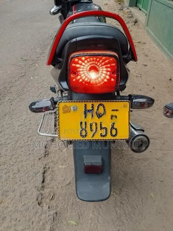 TVS Victor 2005