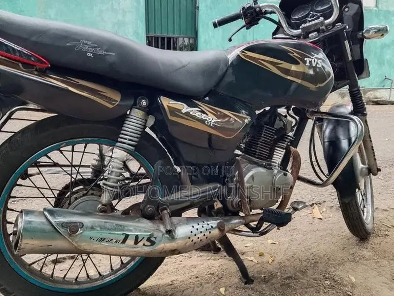 TVS Victor 2005