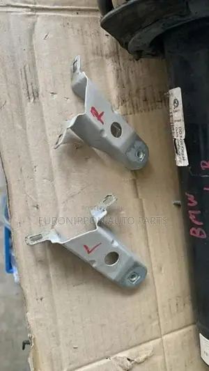 BMW 3 SERIES 320D F30 FENDER BRACKET