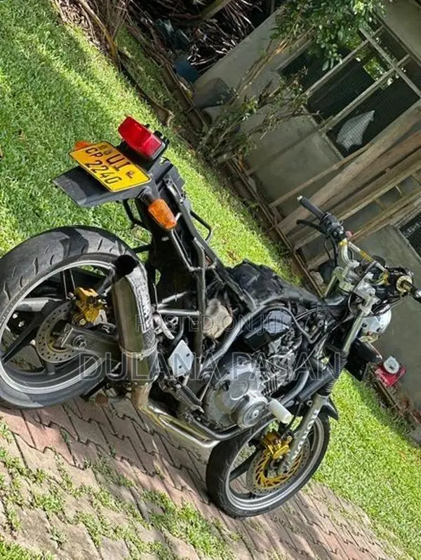 Honda Jade 2005