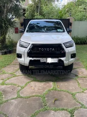 Toyota Hilux 2024