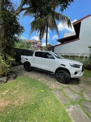 Toyota Hilux 2024
