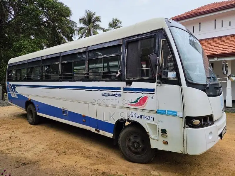 Tata 909 Standard 2012
