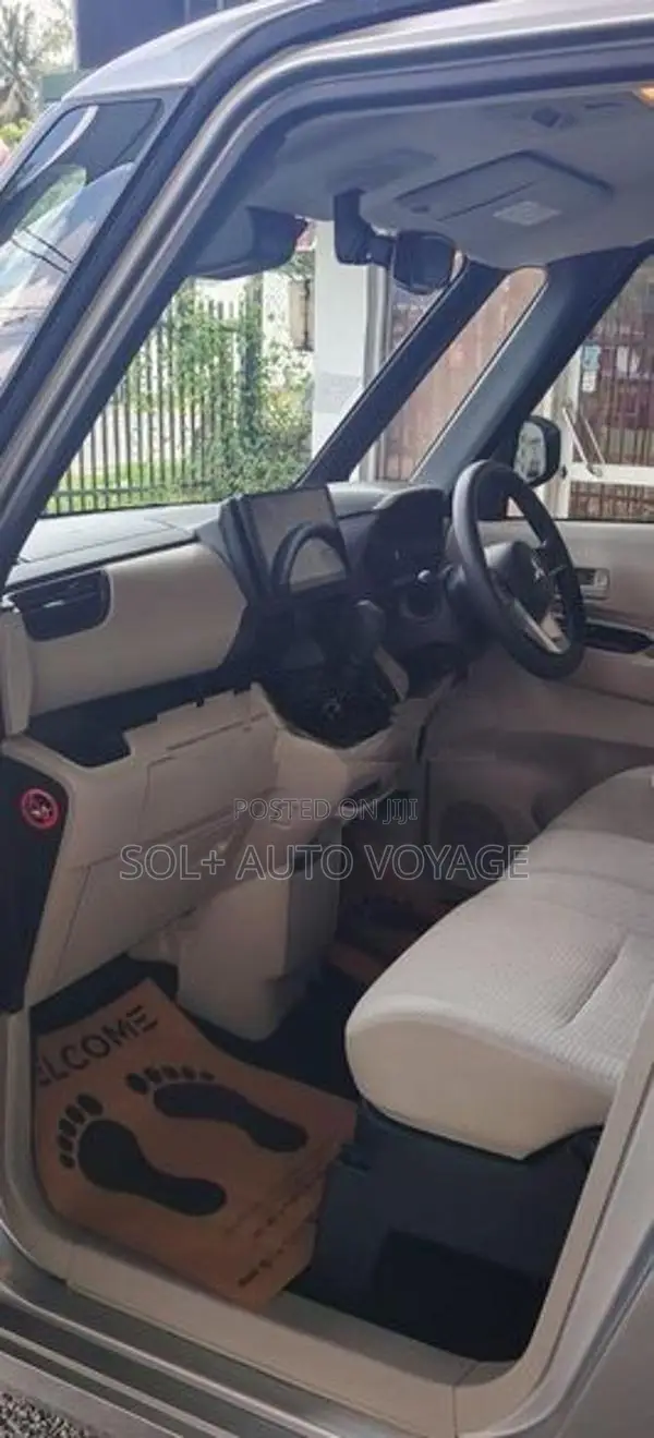 Mitsubishi eK Space 2024
