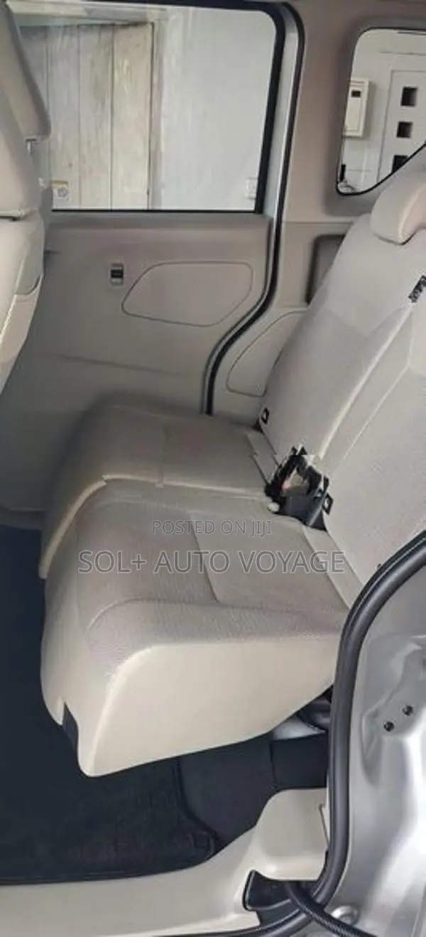 Mitsubishi eK Space 2024