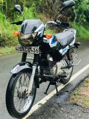 Bajaj CT100 2013