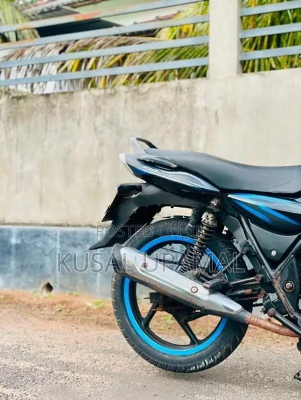 Bajaj Discover discovery 150 2012