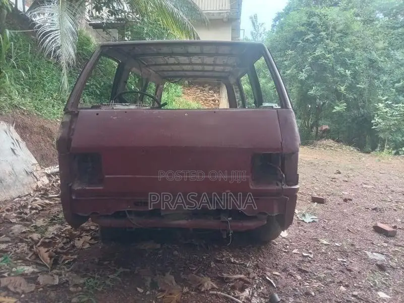 Mitsubishi L300 Van 1981