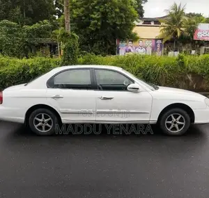 Hyundai Sonata 2000