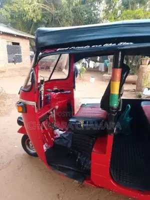 Bajaj RE 2002