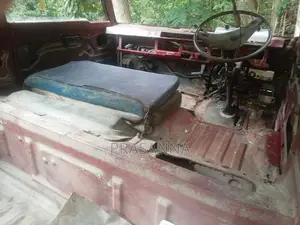 Mitsubishi L300 Van 1981