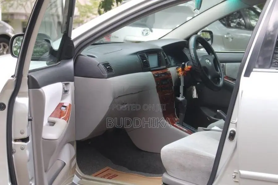 Toyota Corolla 121 G Grade 2002