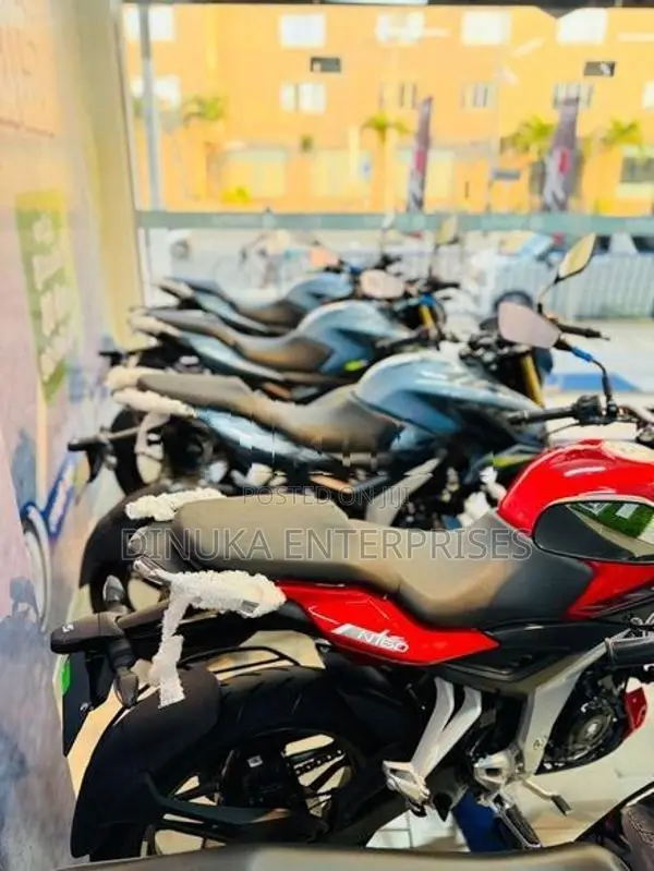 Bajaj Pulsar N160 Premium 2026