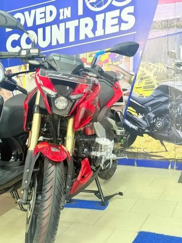 Bajaj Pulsar N160 premium 2026