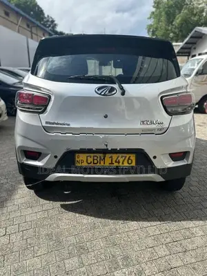 Mahindra KUV 100 NXT 2022