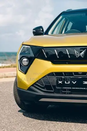 Mahindra XUV 3XO AX7L 2026