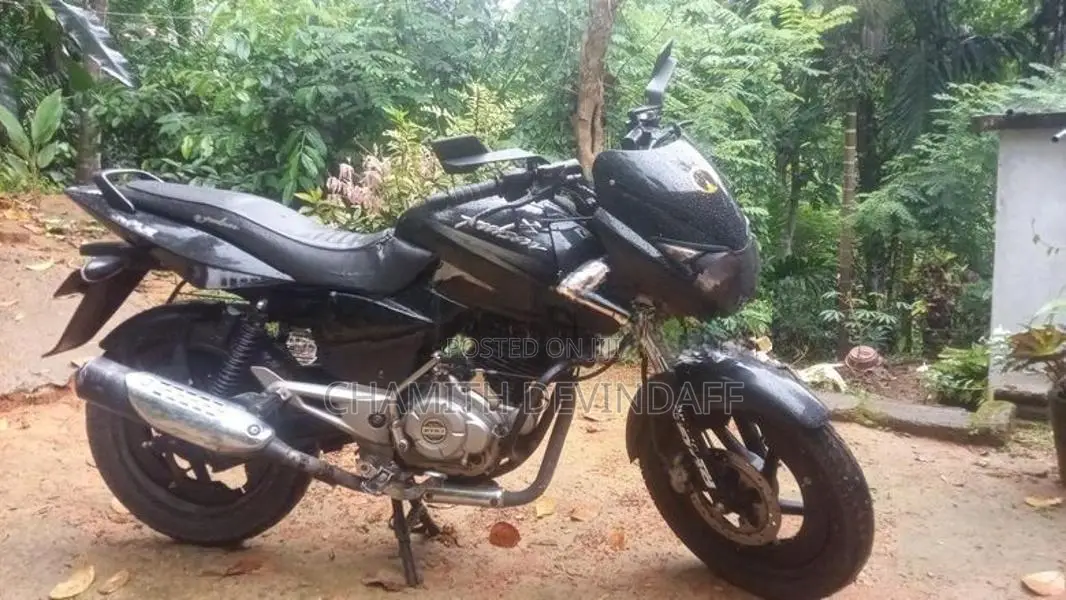 Bajaj Pulsar 150 2016