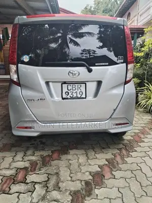Toyota Roomy 2025