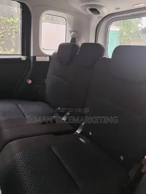 Toyota Roomy 2025