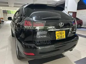 Lexus NX300H 2003