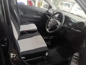 Daihatsu Mira 2024