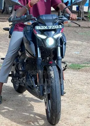 Bajaj Pulsar N160 2025
