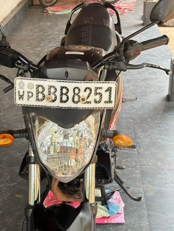 Yamaha FZS V1 2014