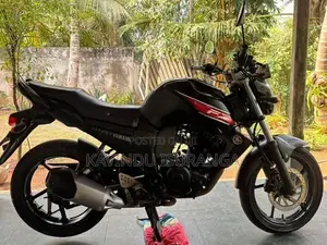 Yamaha FZS V1 2014